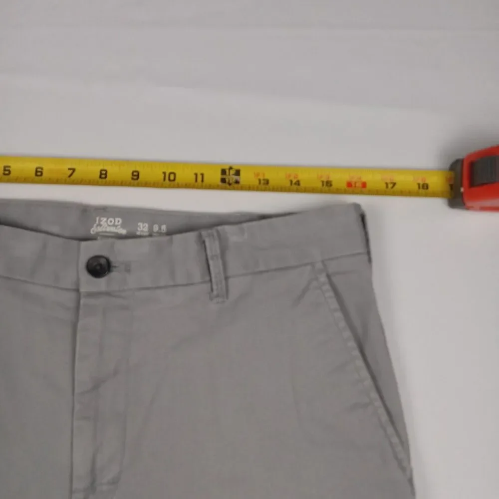 IZOD Saltwater Stretch Mens Size 32 Gray Flat Front Chino Shorts 9.5 Inseam
